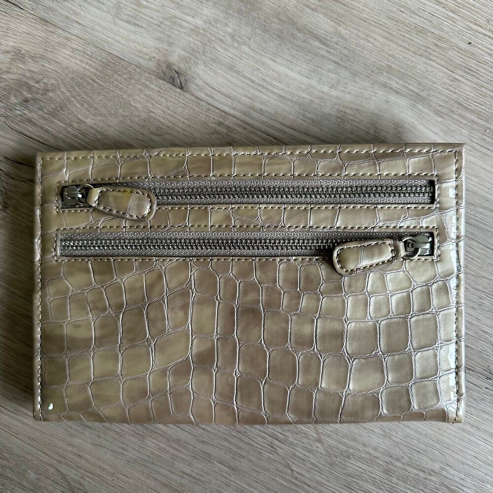 Brighton Bellissimo Heart Folio Wallet Taupe Tan Faux Croc Leather Silver Heart - Picture 4 of 7
